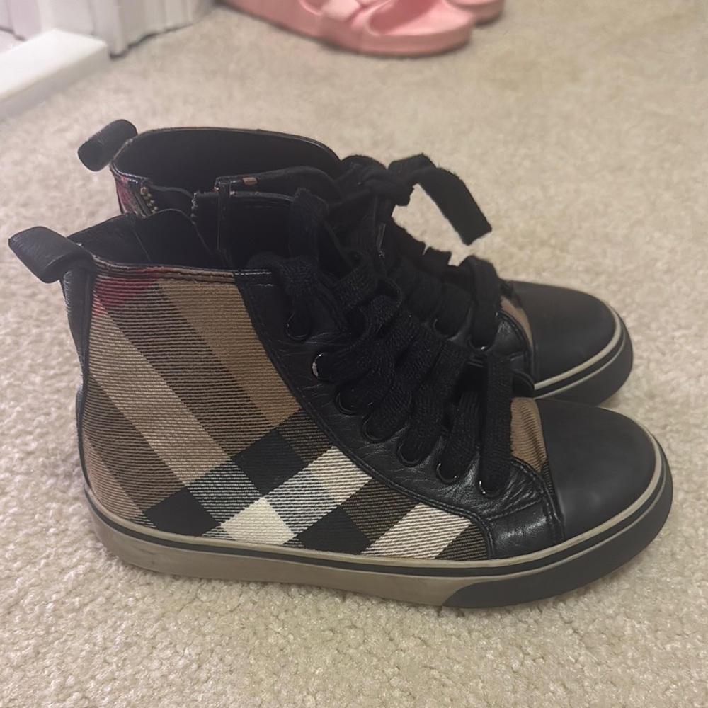 Stylish Kids Plaid High-Top Sneakers